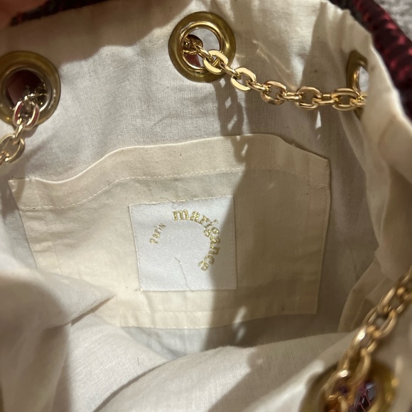 Demur Bucket Bag in Burgundy Snake skin print - Picture 4 of 6